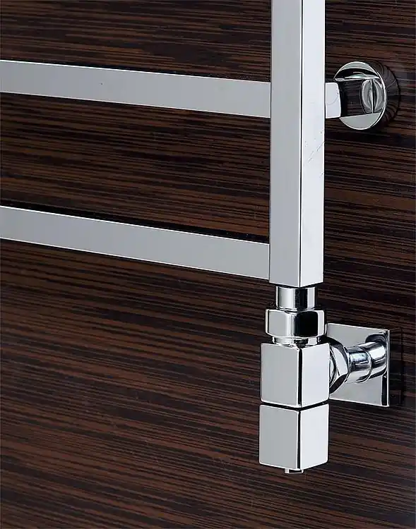 Begrenztes Angebot Design Heizkörper Typ Quadro,elektrisch, chrom, LxH 500x770mm