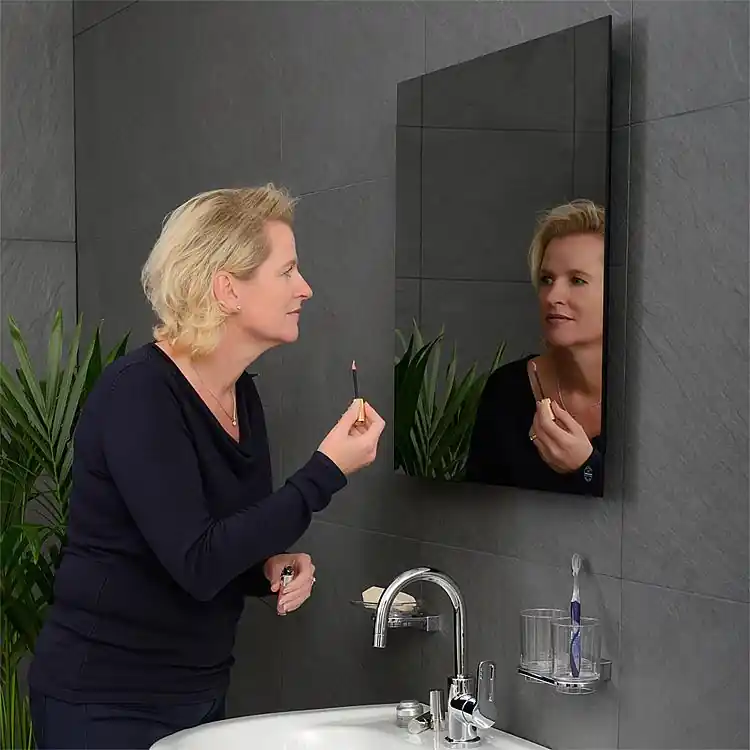 Ausverkauf Infrarot-Heizung 400 Watt Spiegel 6mm für Wandmontage