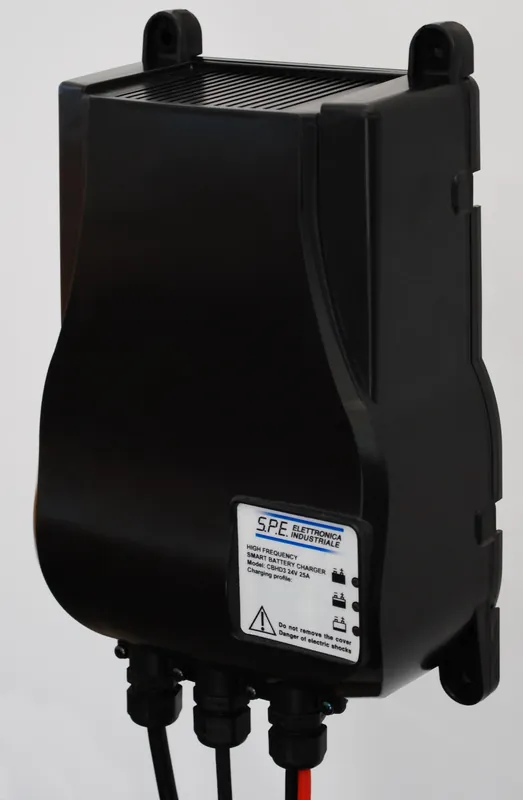 Wochenendangebot Q-Batteries energiesparendes Hochfrequenzladegerät 24V 20A by S.P.E. Charger CBHD3 - Lithium inkl. Netzstecker 4m Kabel - ohne Batteriestecker - Ladekennlinie Lithium