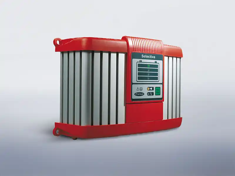 Letzte Chance Fronius SELECTIVA 2032 Hochfrequenzladegerät 24V 32A (ohne Ladestecker)